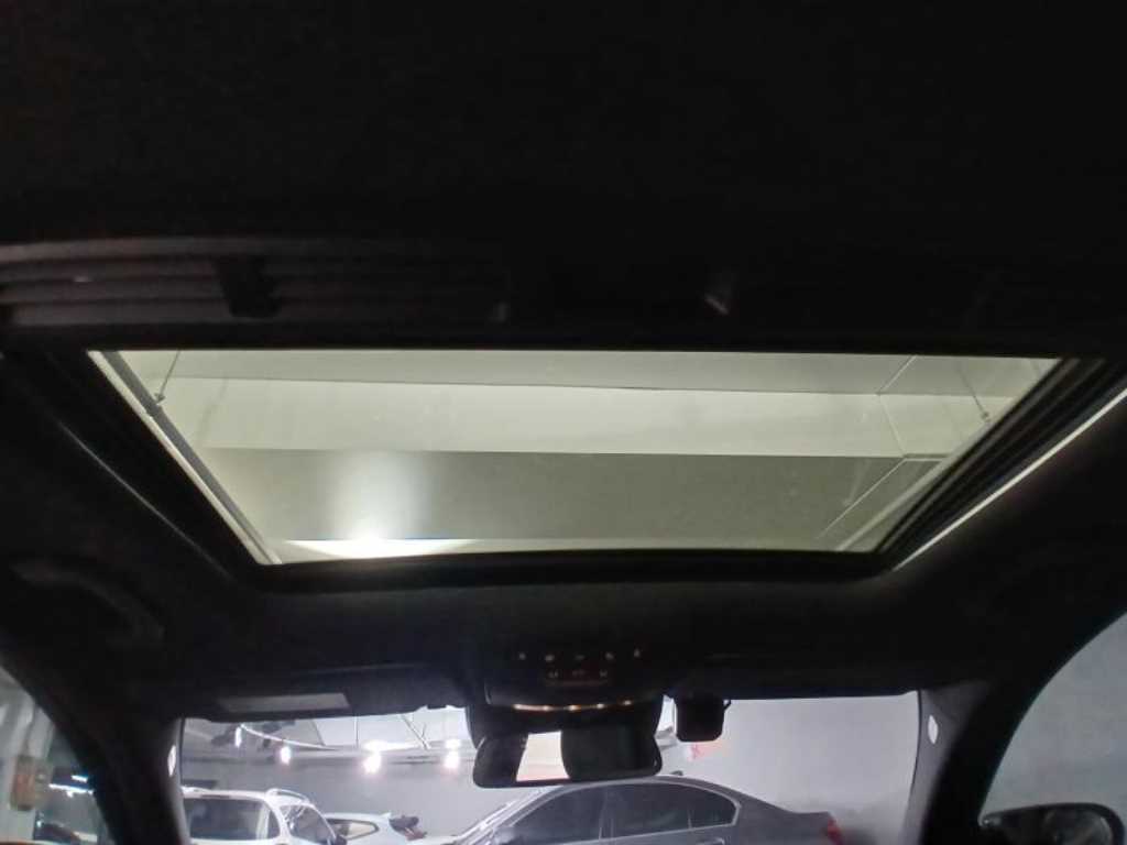 Mercedes Benz C Class 2018 Negro - Importación desde Corea - HF Imports Iquique - Foto 17