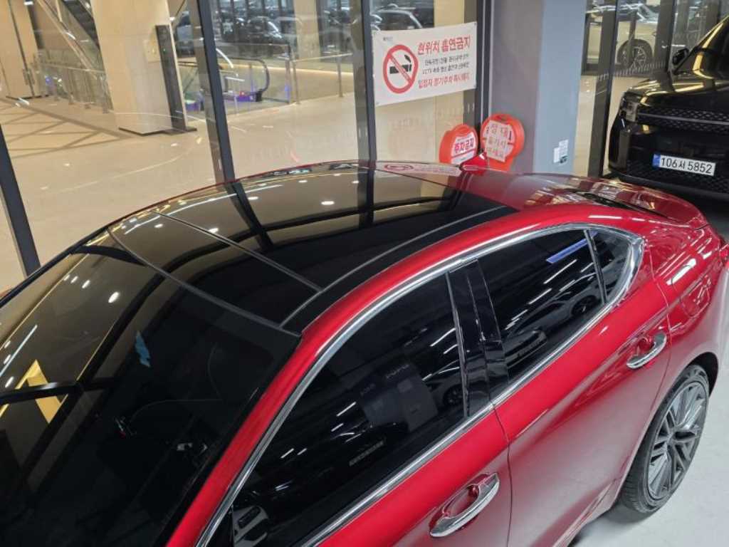 Genesis G70 - Vista 6