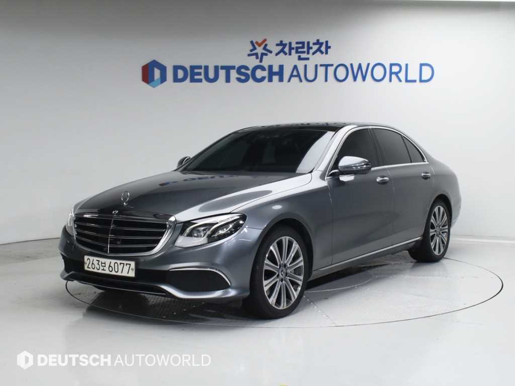 Mercedes Benz E class 2020 Gris - Importación desde Corea - HF Imports Iquique - Foto 1