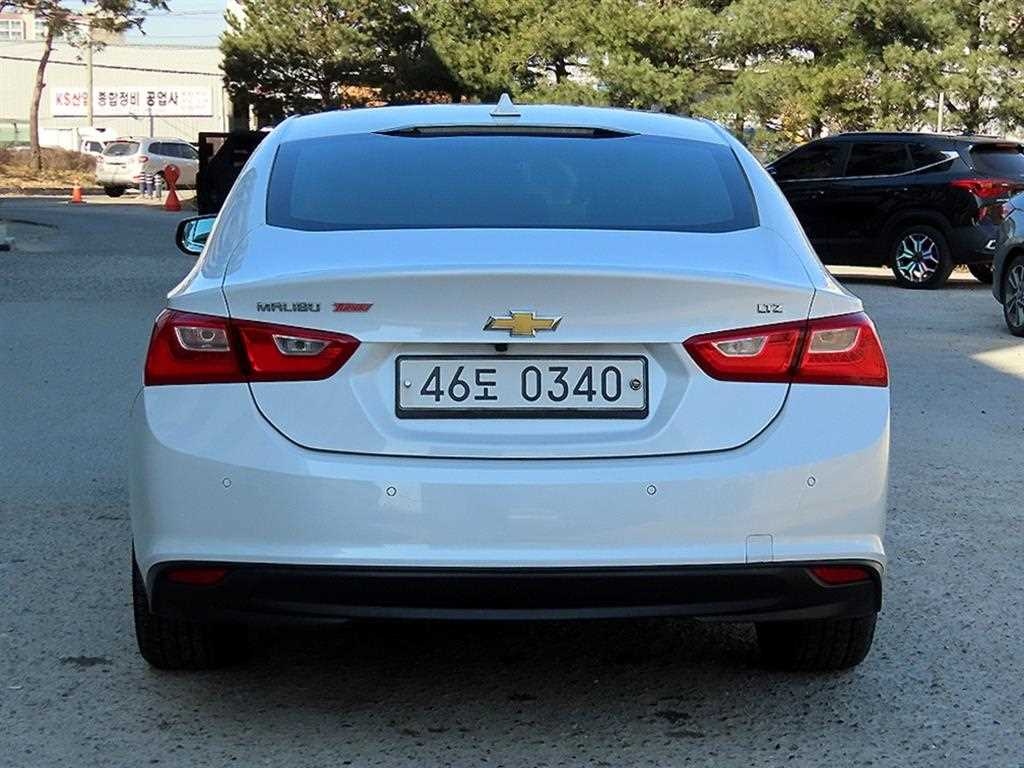 Chevrolet Malibu - Vista 4