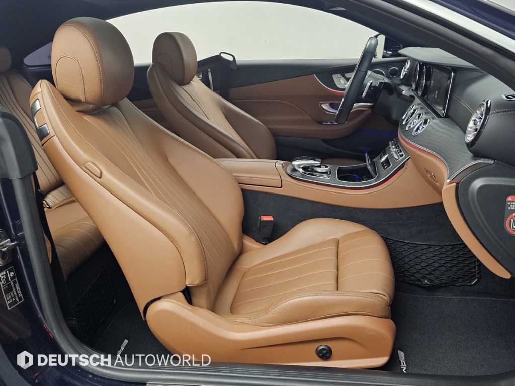 Mercedes Benz E class - Vista 10