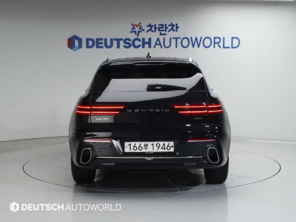 Genesis GV70 - Vista 4