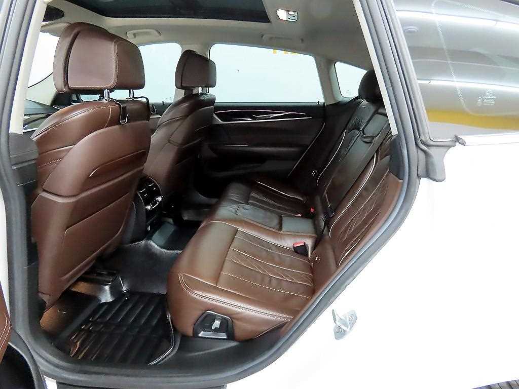 BMW Gran Turismo - Vista 6