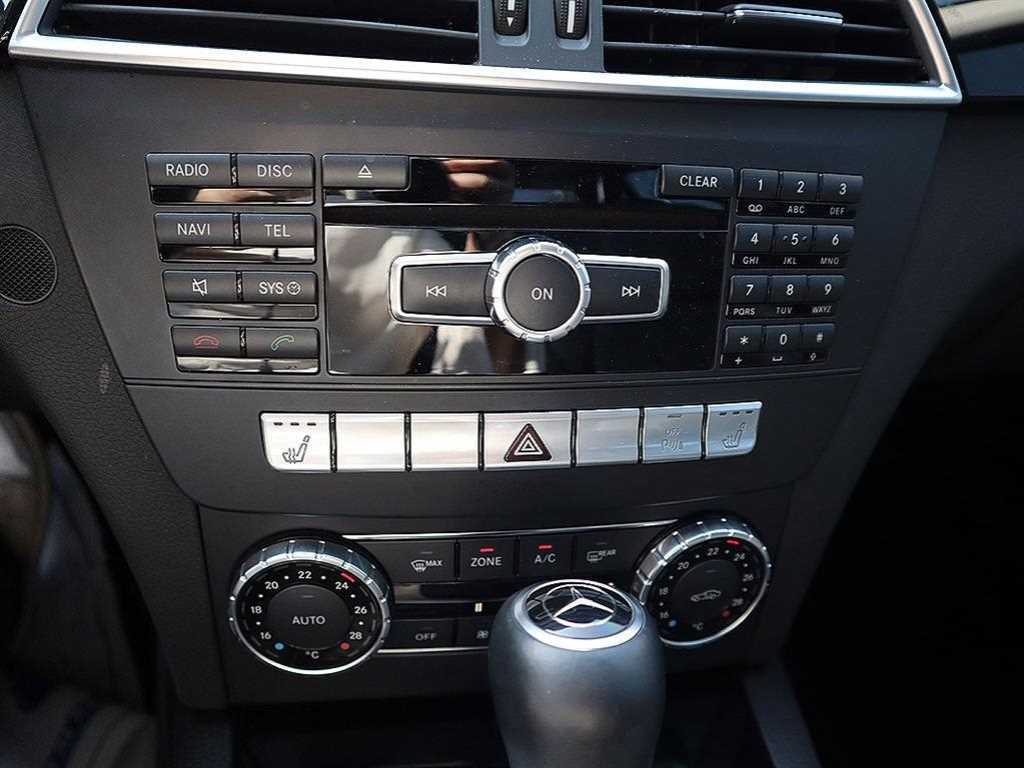 Mercedes Benz C Class 2014 Blanco - Importación desde Corea - HF Imports Iquique - Foto 13