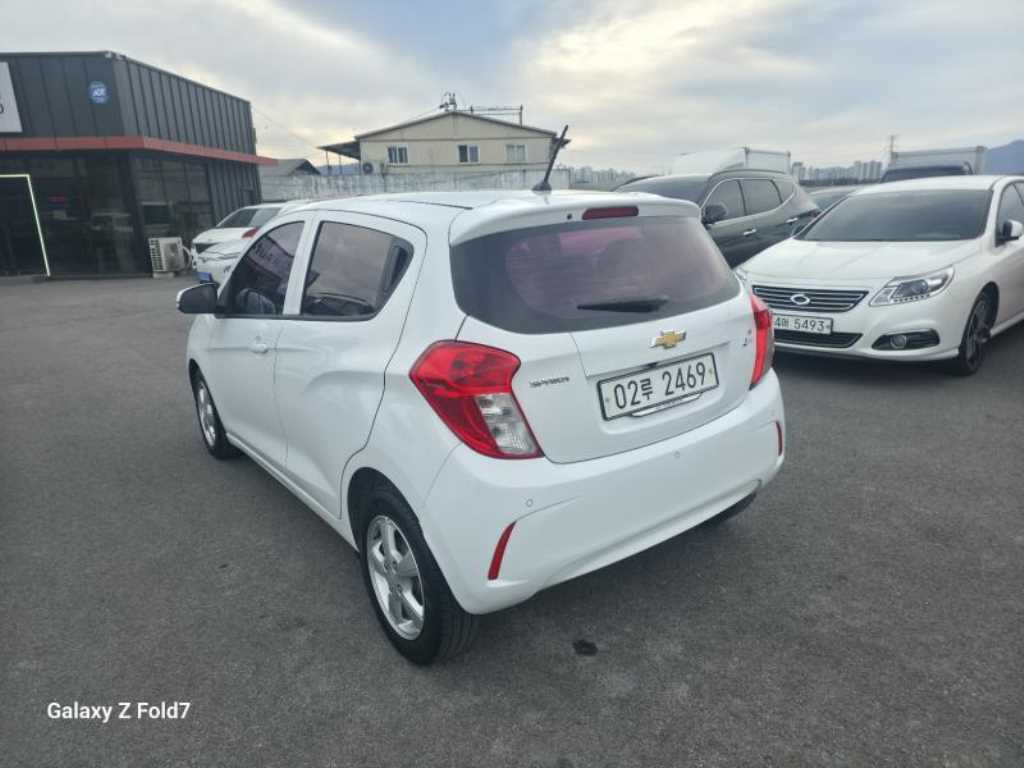Chevrolet Spark - Vista 4