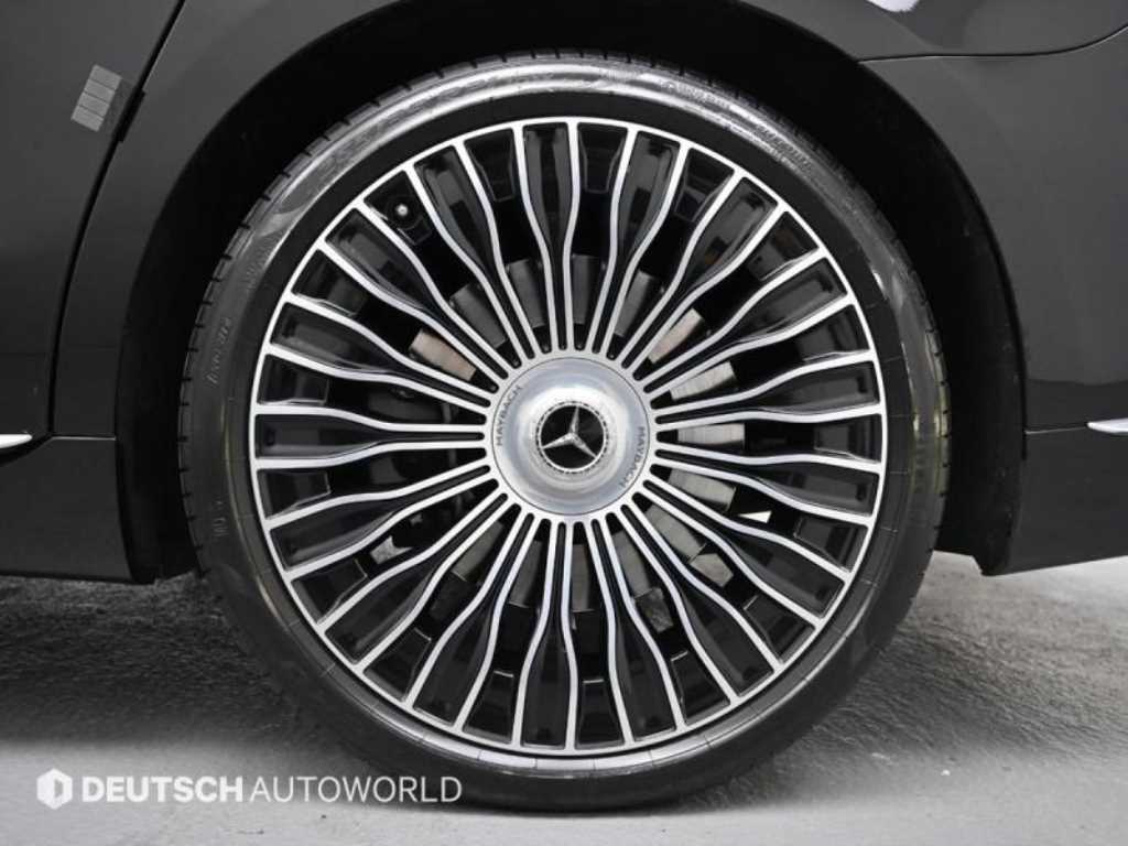 Mercedes Benz S Class - Vista 5