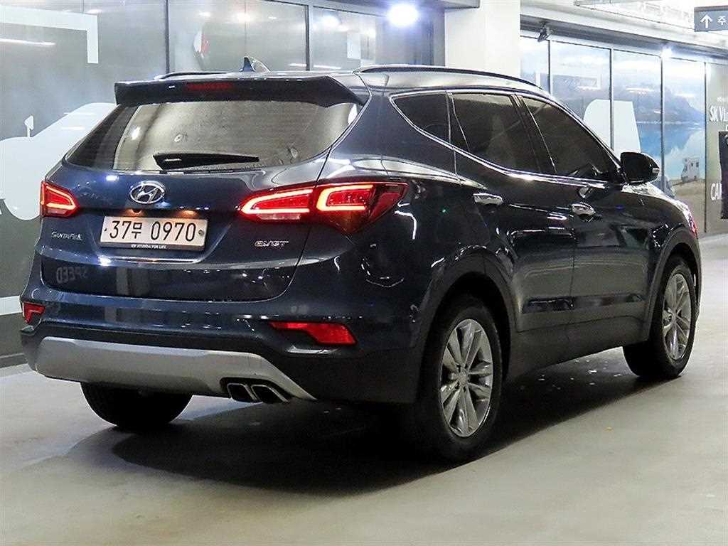 HYUNDAI Santa Fe - Vista 4