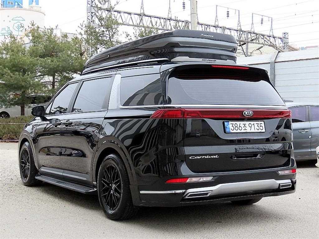 KIA Carnival - Vista 3
