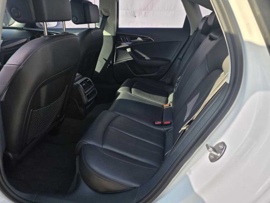 Audi A6 - Vista 6