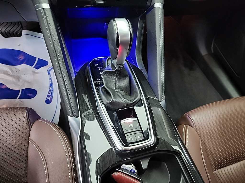 SAMSUNG QM6 - Vista 8