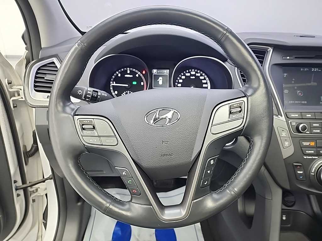 HYUNDAI Santa Fe - Vista 9