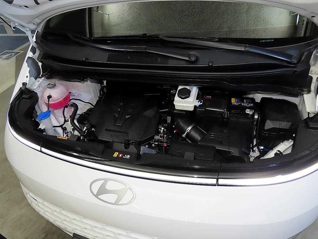 HYUNDAI Staria 2025 Blanco - Importación desde Corea - HF Imports Iquique - Foto 19