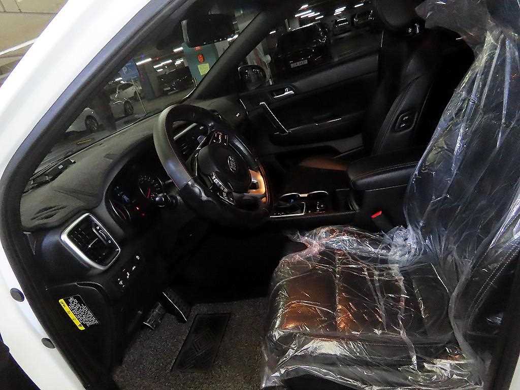 KIA Sportage - Vista 6