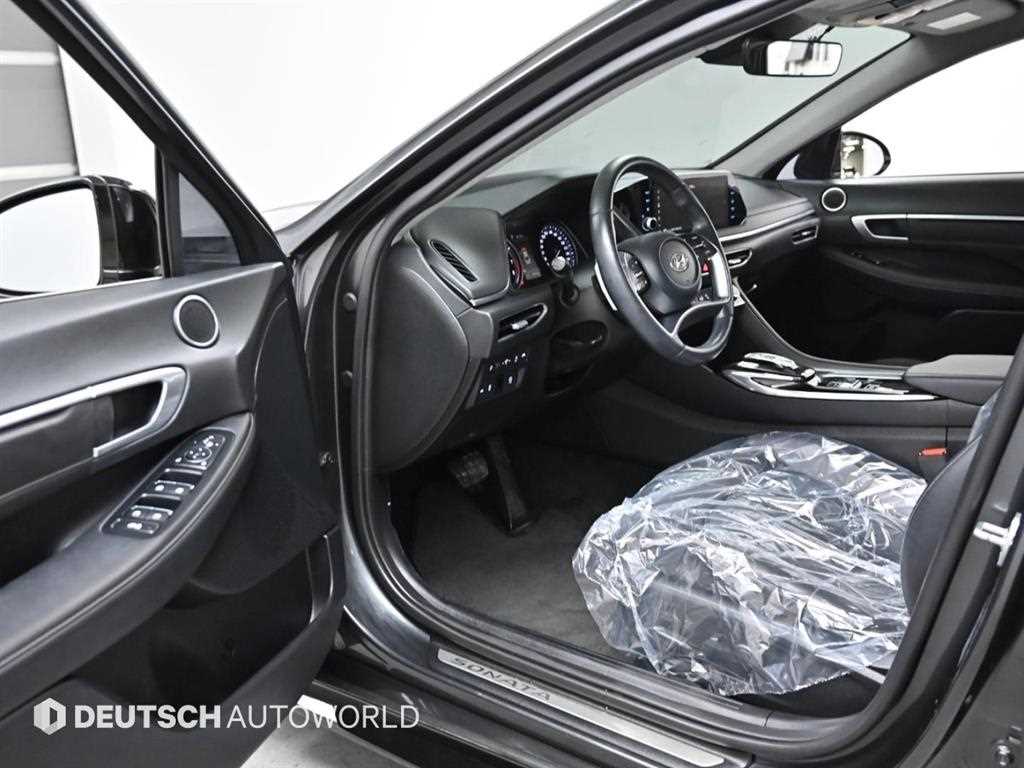 HYUNDAI Sonata - Vista 11