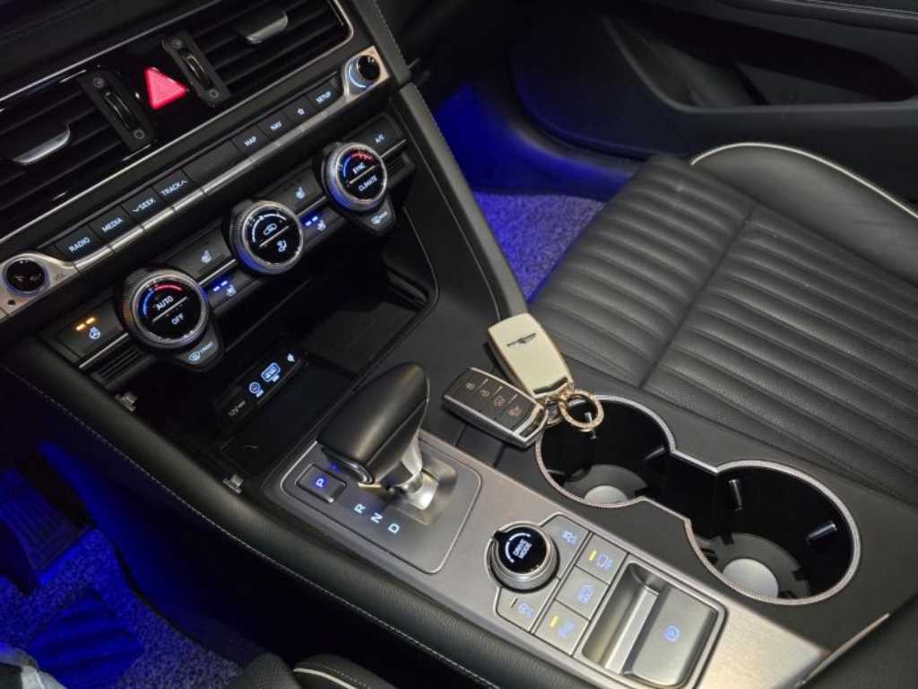 Genesis G70 2018 Rojo - Importación desde Corea - HF Imports Iquique - Foto 15