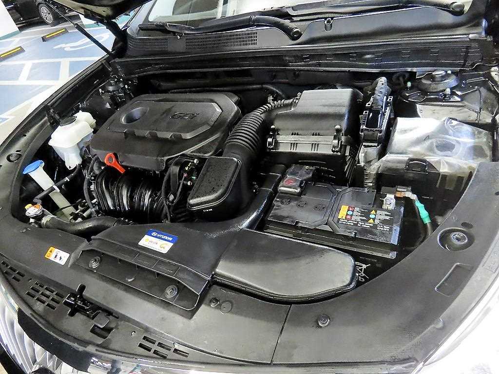 HYUNDAI Grandeur 2016 Negro - Importación desde Corea - HF Imports Iquique - Foto 19