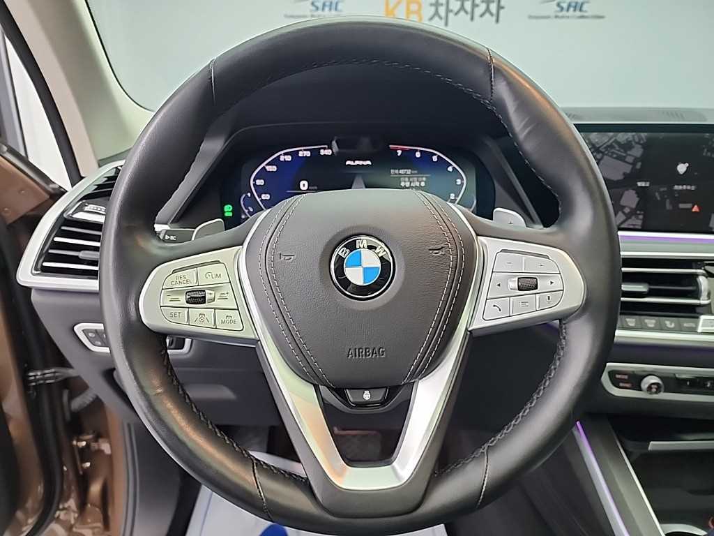BMW X7 - Vista 9