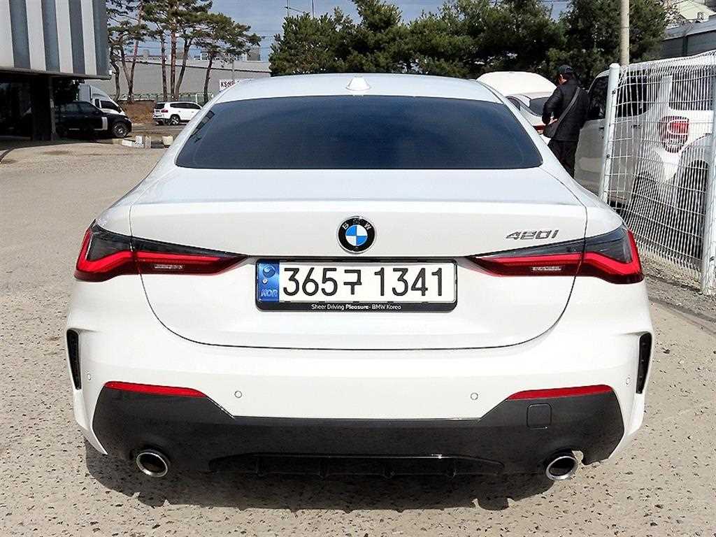 BMW 4 Series - Vista 4