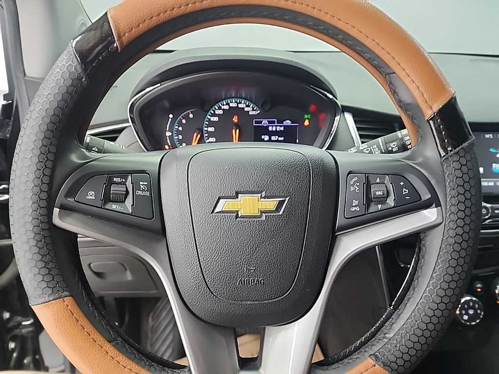 Chevrolet Trax - Vista 9