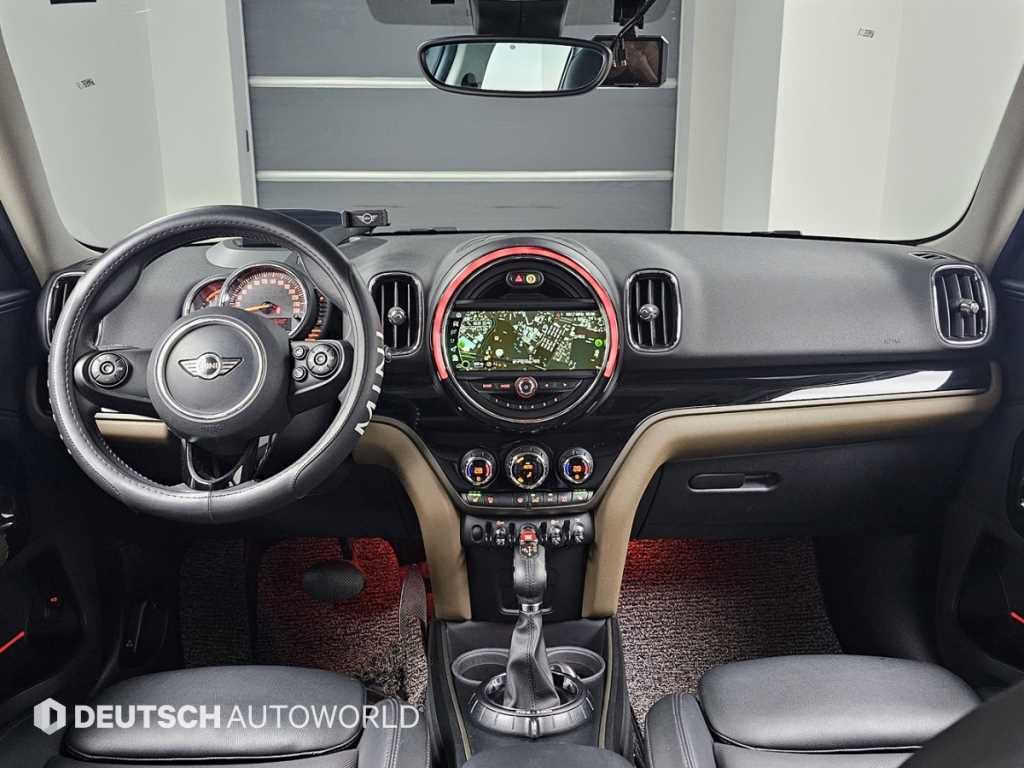 Mini Countryman - Vista 7