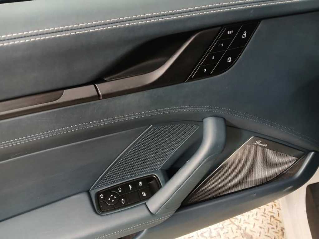 Porsche 911 - Vista 11