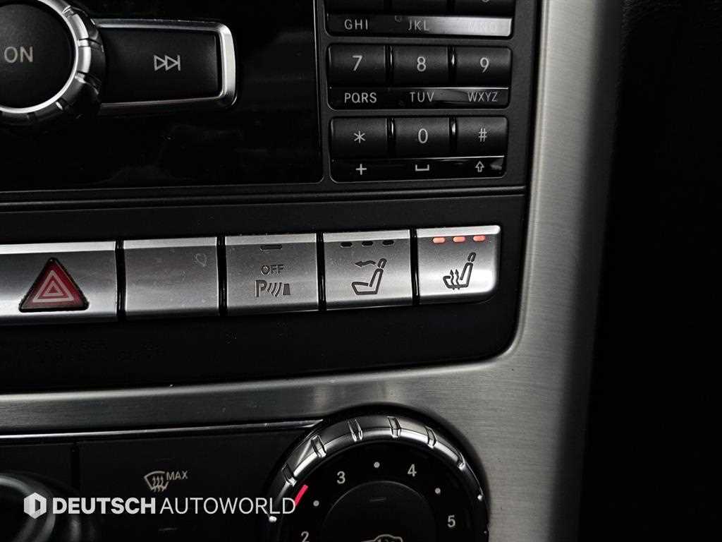 Mercedes Benz SLK Class 2012 Gris - Importación desde Corea - HF Imports Iquique - Foto 17