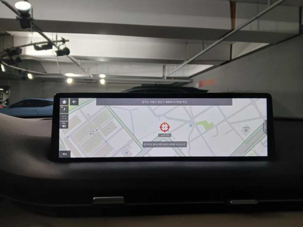 Genesis GV70 - Vista 11