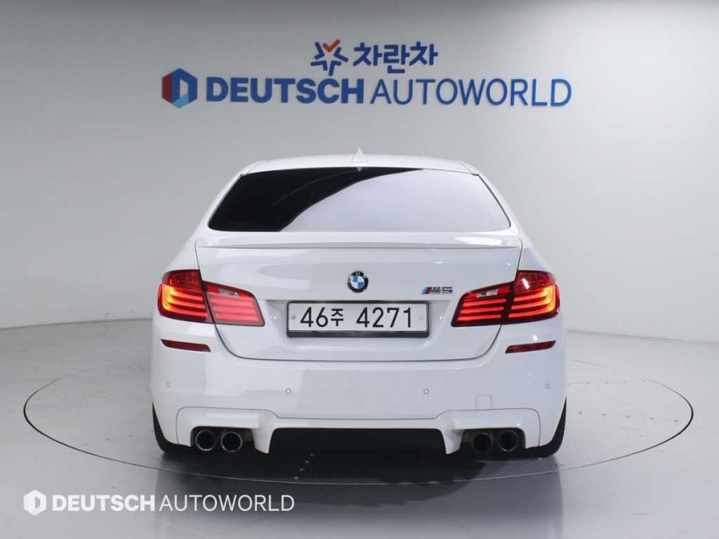 BMW 5 Series - Vista 4