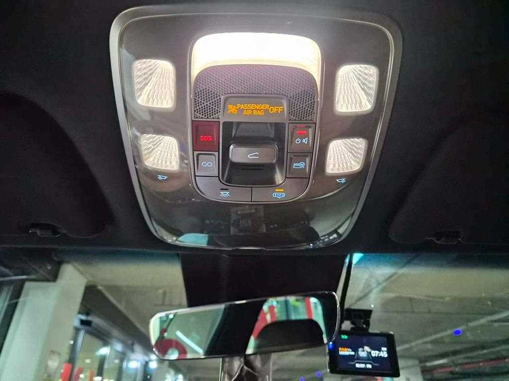 Genesis GV70 2024 Blanco - Importación desde Corea - HF Imports Iquique - Foto 17