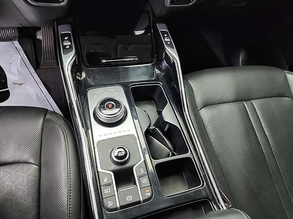 KIA Sorento - Vista 8