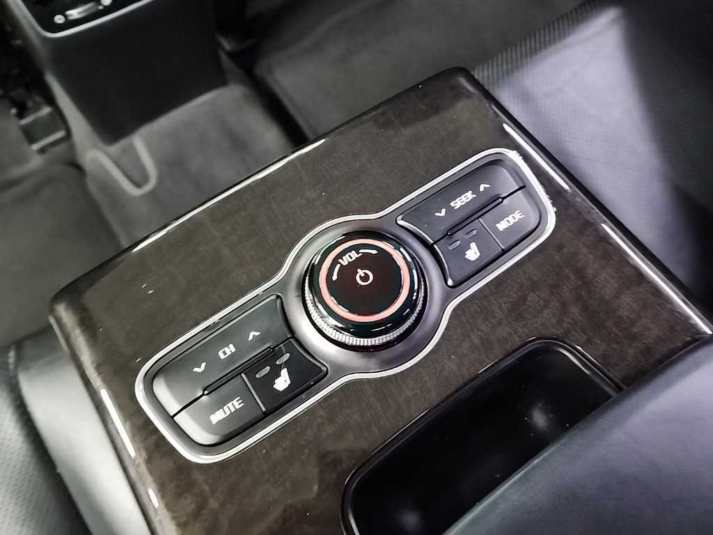 KIA K7 2013 Negro - Importación desde Corea - HF Imports Iquique - Foto 14