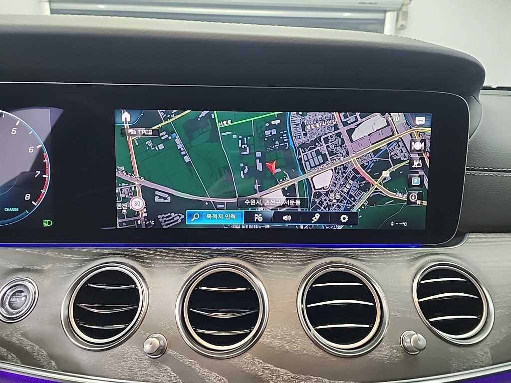 Mercedes Benz E class 2023 Blanco - Importación desde Corea - HF Imports Iquique - Foto 16