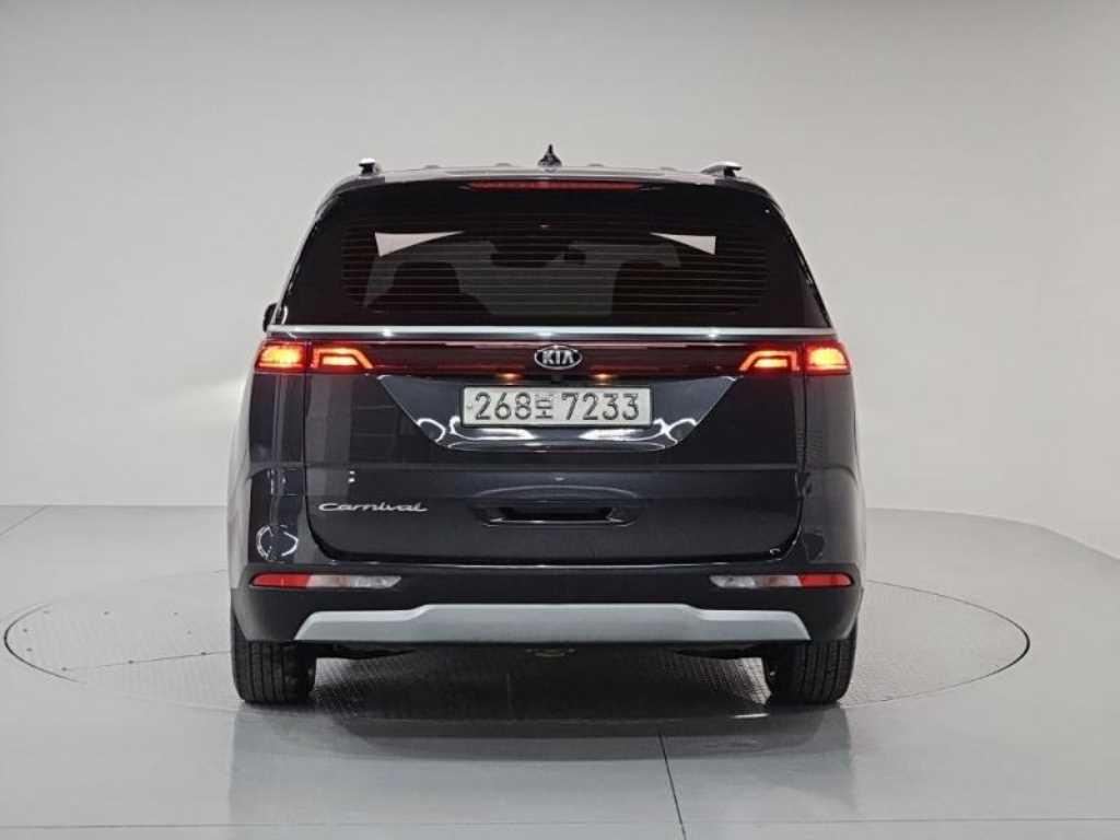 KIA Carnival - Vista 4