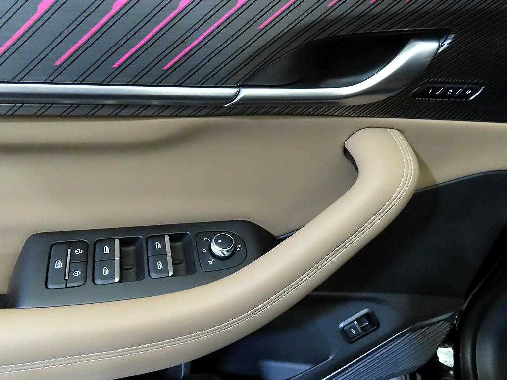 SAMSUNG Grand Koleos - Vista 12