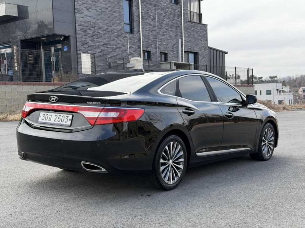 HYUNDAI Grandeur - Vista 4