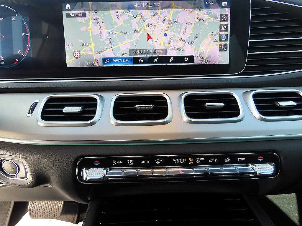 Mercedes Benz GLE Class - Vista 12