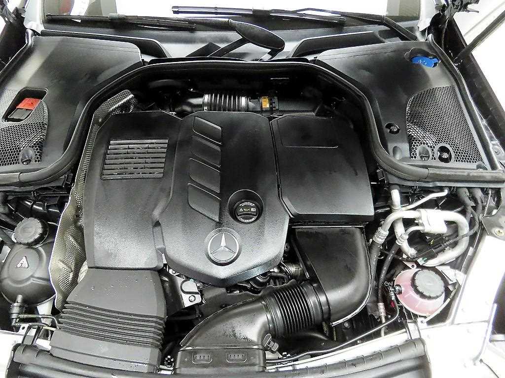 Mercedes Benz CLS Class 2023 Negro - Importación desde Corea - HF Imports Iquique - Foto 20