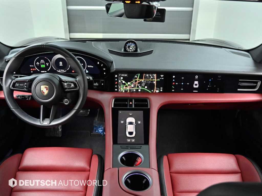 Porsche Taycan - Vista 7