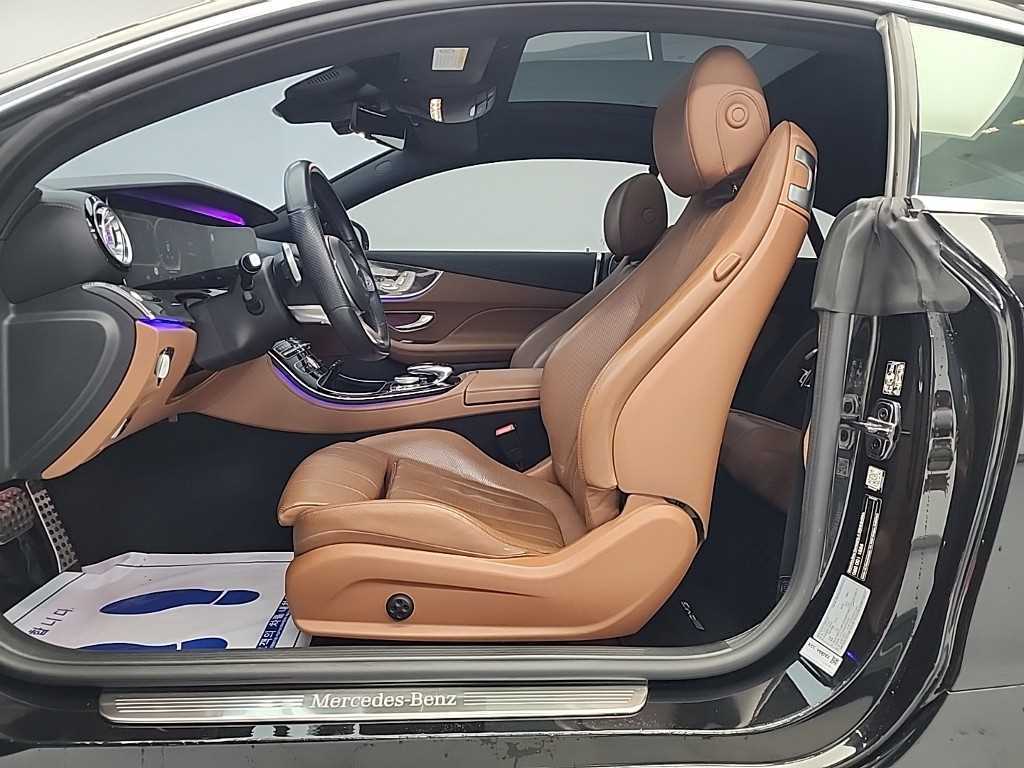 Mercedes Benz E class - Vista 11