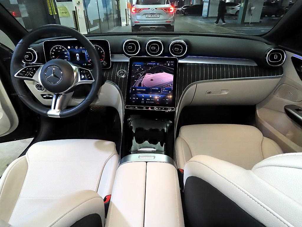 Mercedes Benz C Class - Vista 10