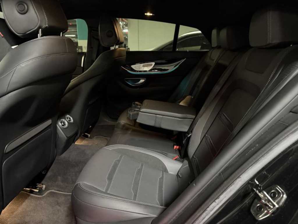 Mercedes Benz AMG GT - Vista 10