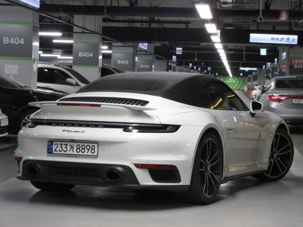 Porsche 911 - Vista 4