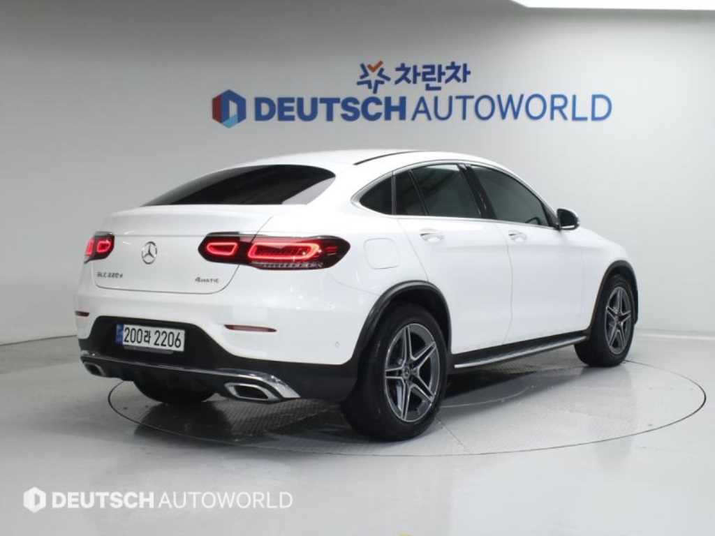 Mercedes Benz GLC Class - Vista 2