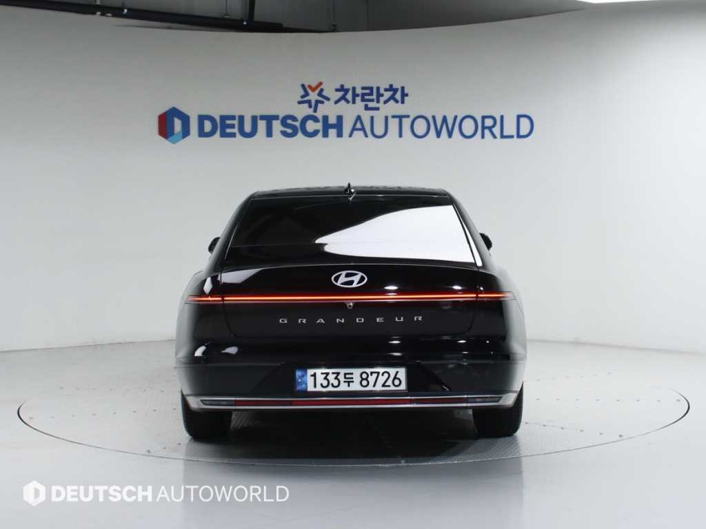 HYUNDAI Grandeur - Vista 4