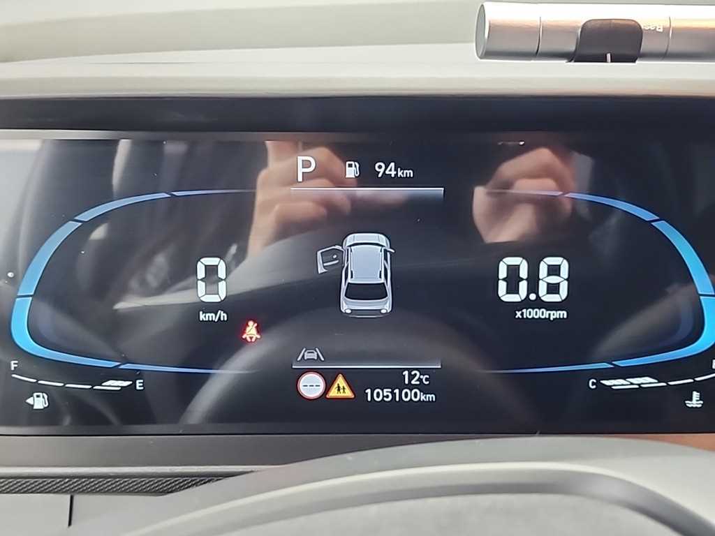 HYUNDAI Casper - Vista 6