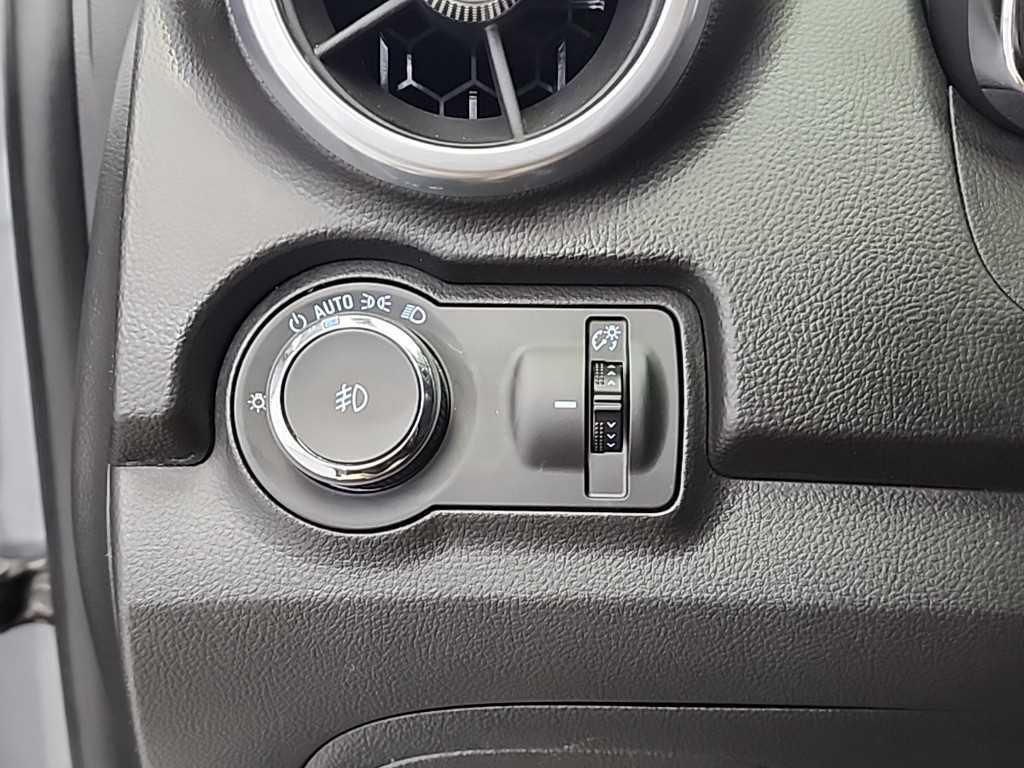 Chevrolet Trax 2015 Gris - Importación desde Corea - HF Imports Iquique - Foto 16