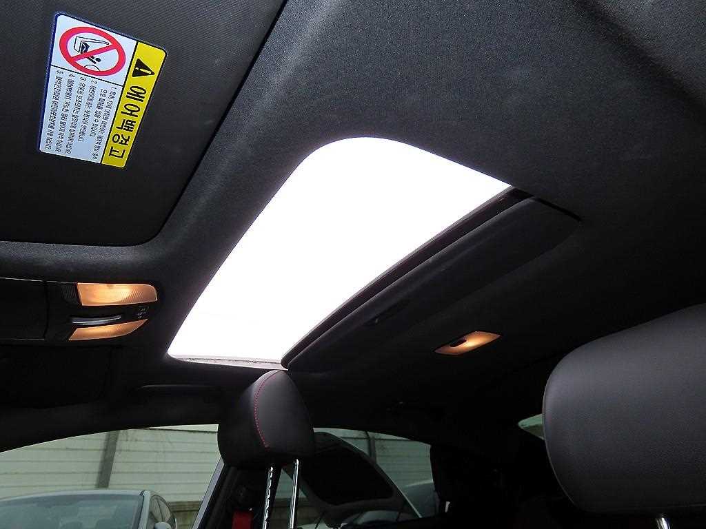 HYUNDAI Avante 2017 Blanco - Importación desde Corea - HF Imports Iquique - Foto 18