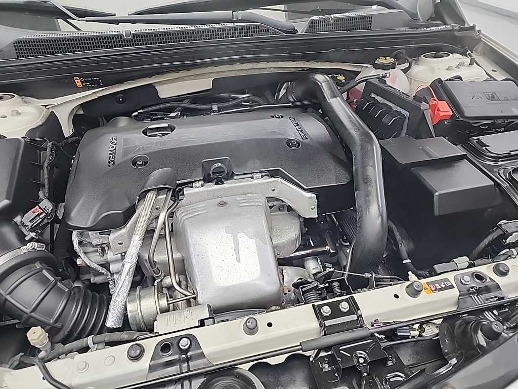 Chevrolet Malibu - Vista 5