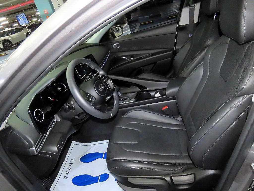 HYUNDAI Avante - Vista 6