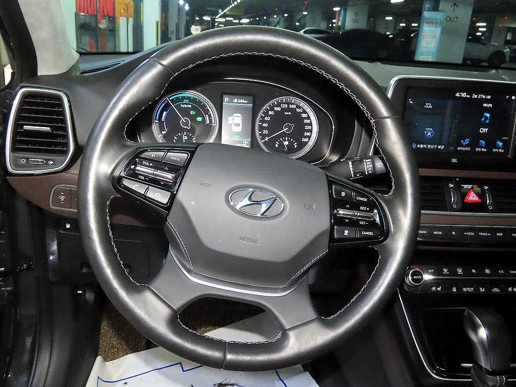 HYUNDAI Grandeur - Vista 8